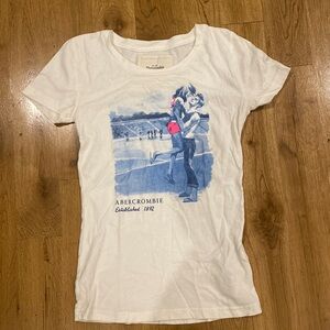 Abercrombie t-shirt XS